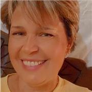 Profesor de lengua Castellana, música y expresión corporal, desarrollo de la psicomotricidad, ofrece sus servicios para orientar, acompañar, y crecer en la formacion académica